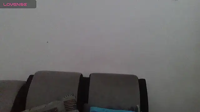 Charis_21 webcam