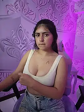 MishRaven webcam