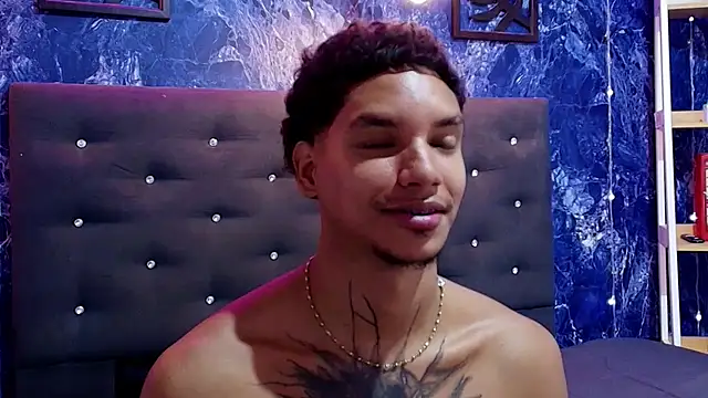 kai_storm77 webcam