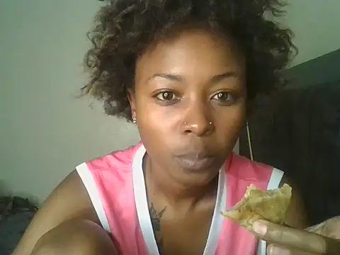 Prettyquueen webcam