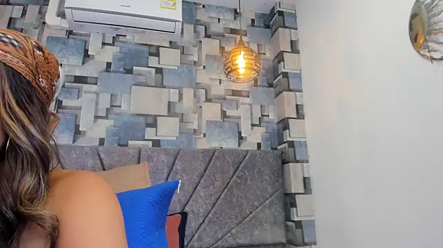 angel_dthroatt webcam