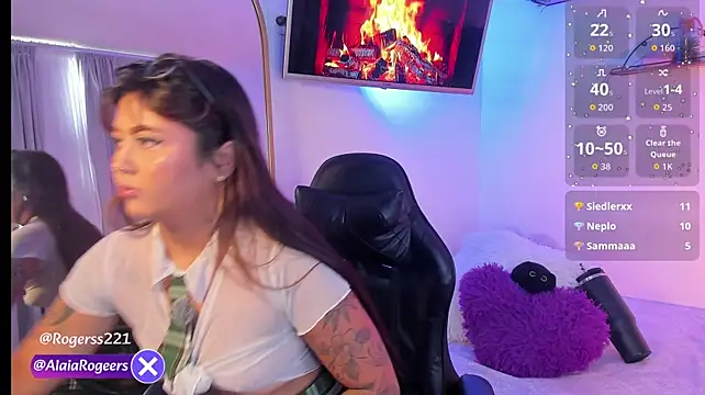AlaiaRogers webcam