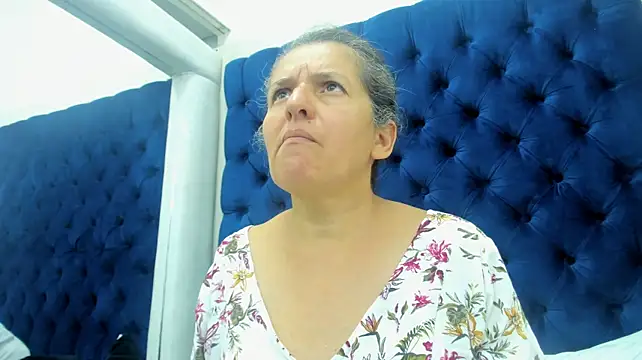 AlondraSosa webcam