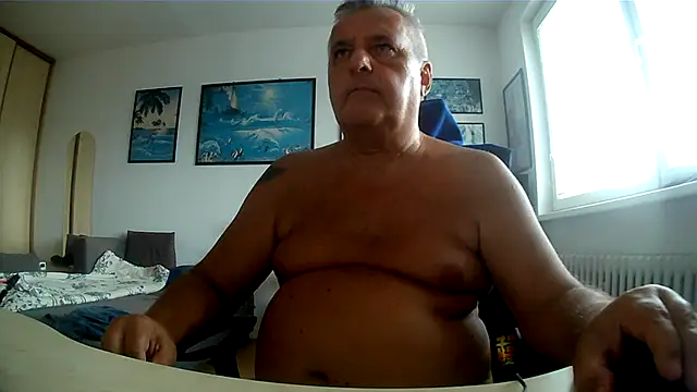 robert_sk1 (M grandpa) - Cum