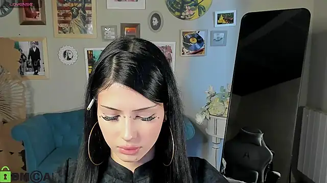 DianaRayyy webcam