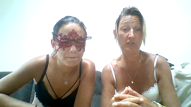 JeuneCharme1 webcam