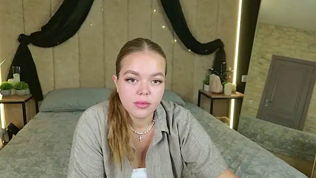 Katie_Howell webcam