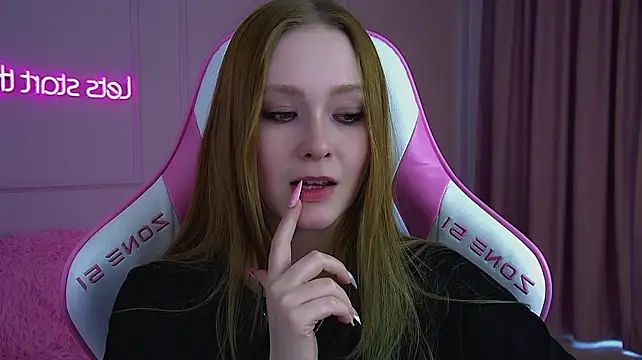 AgataFoxley webcam
