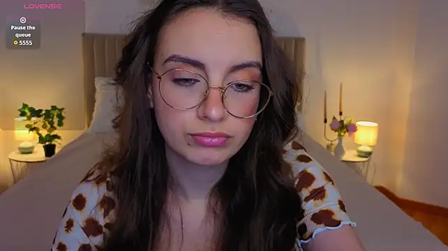 Real_cutie1 webcam