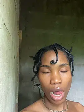 NoOneCares4HotConO webcam