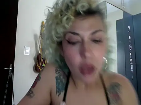MariLouM webcam