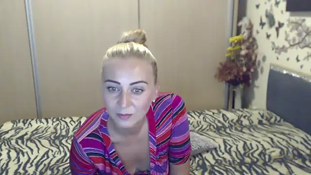 MirabelaSweet webcam