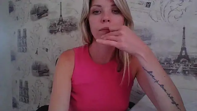 VelvetLove287 webcam