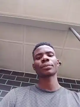 _Ifitexchris96 webcam