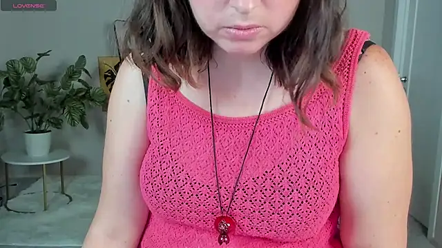 MartaEdams webcam