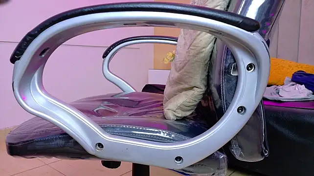 Nascary_Fox webcam