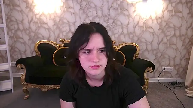 CassandraGold webcam