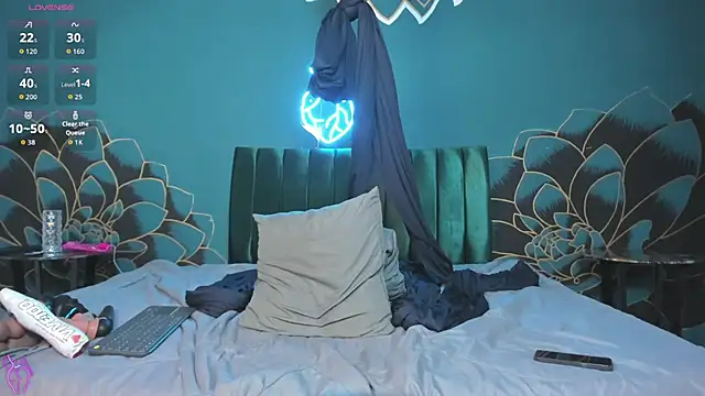 charlottewhitte webcam