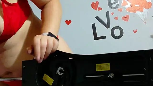 SweetMaddy888 webcam