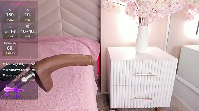 Bella_Williiams webcam