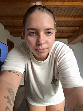 Naomi-Klein webcam