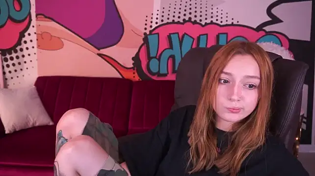 LizzaMoonn webcam