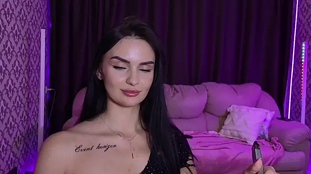 MilaaSweety webcam