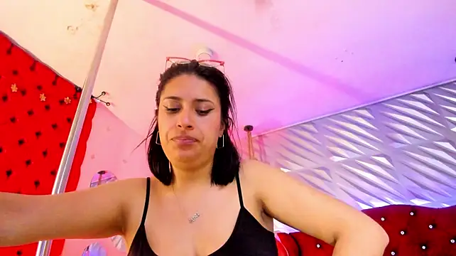 Roxanne_Han webcam