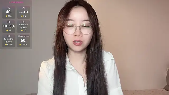 77-Vicky webcam