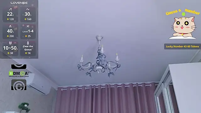 KellyKleine webcam