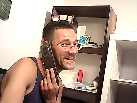 mastercharisma35 webcam
