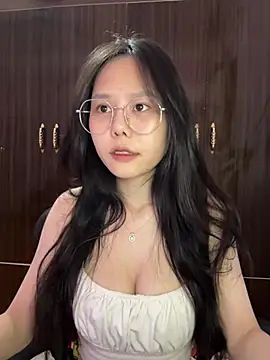 Emely-lysea webcam