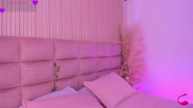 HannaRhodes webcam