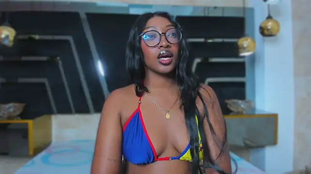 YallianaBrooks webcam