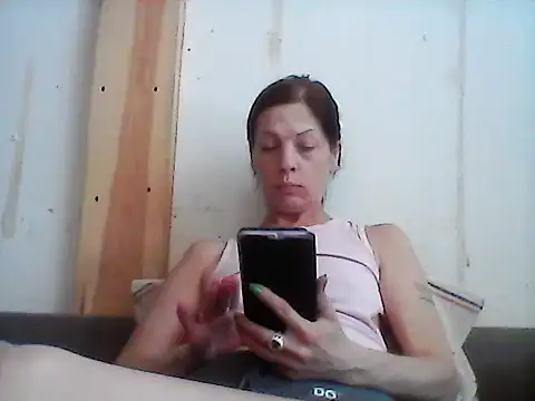 Milana38 webcam