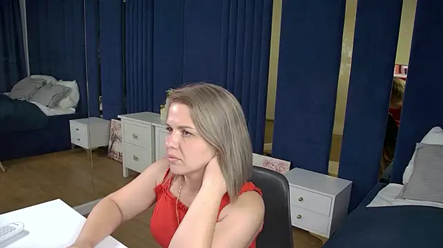 AdeleRavelle webcam