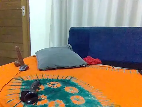 Petitesecret webcam