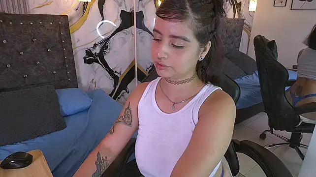 Dalia_Snoww webcam