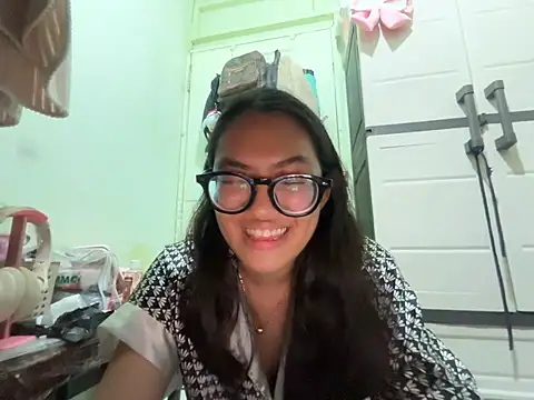 knkybella webcam