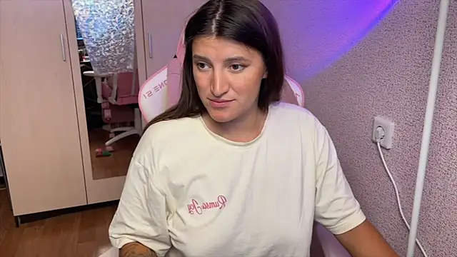 Katrin__kiss webcam