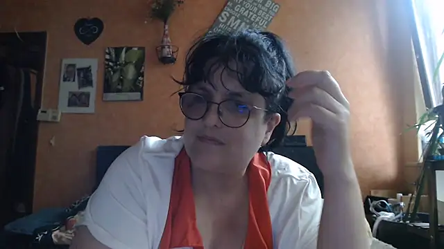 ladyfrombonn webcam