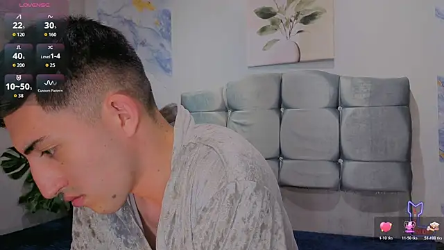 Un_Sluttyy webcam