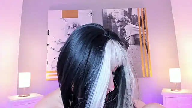 AlannaViera webcam