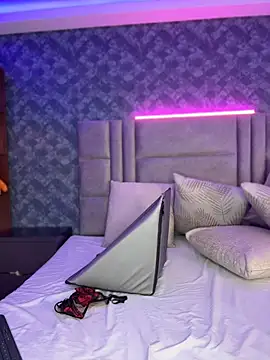 Antonella-Duval webcam