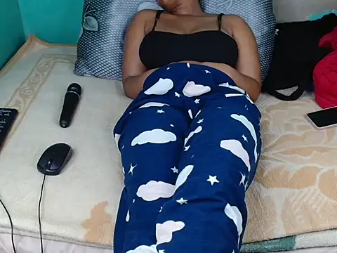 Honey_Glow_ webcam