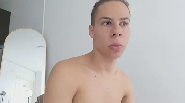 grey___27 live cam on StripChat
