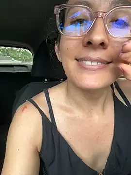 paula_p07 💾 naked cam