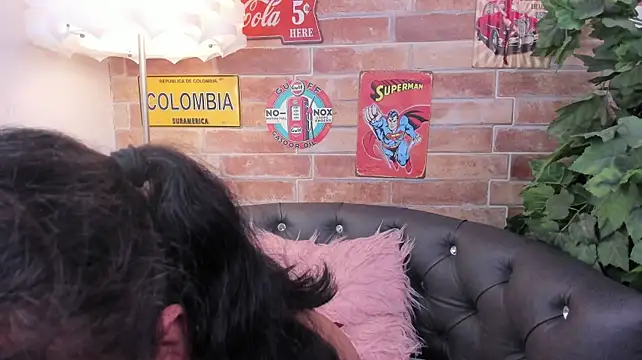 foxy_hannah live cam on StripChat