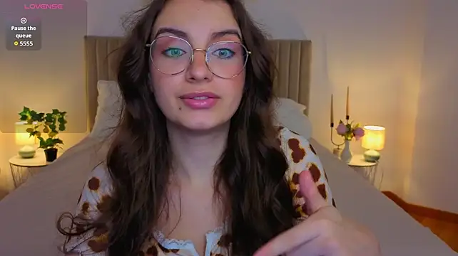 Real_cutie1 webcam
