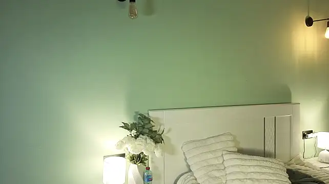 DianaaLight webcam